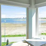 Luxury Seaside 3 Bedroom With Balcony * Tallin
