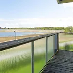 Luxury Seaside 3 Bedroom With Balcony Lägenhet